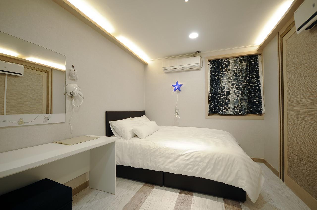Family Hotel Bnb Busan Exterior photo