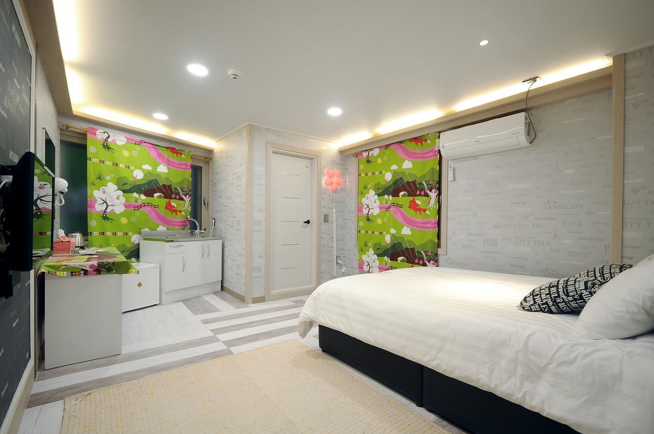Family Hotel Bnb Busan Exterior photo