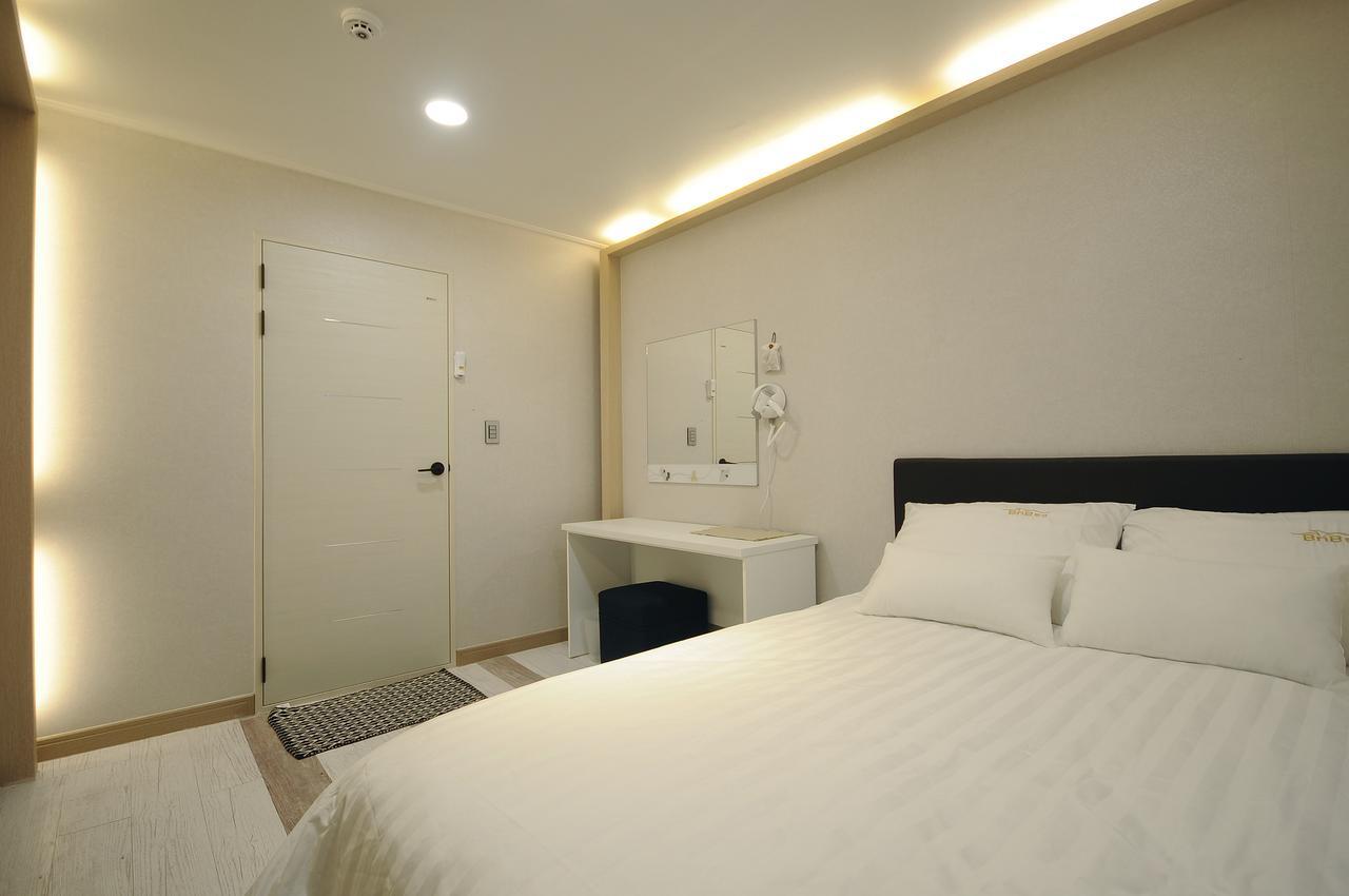 Family Hotel Bnb Busan Exterior photo